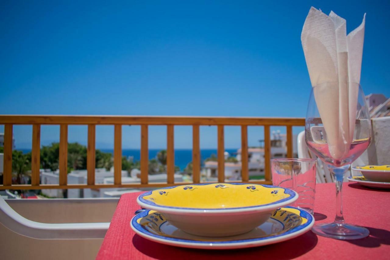 Los Geranios Costa Adeje  ภายนอก รูปภาพ